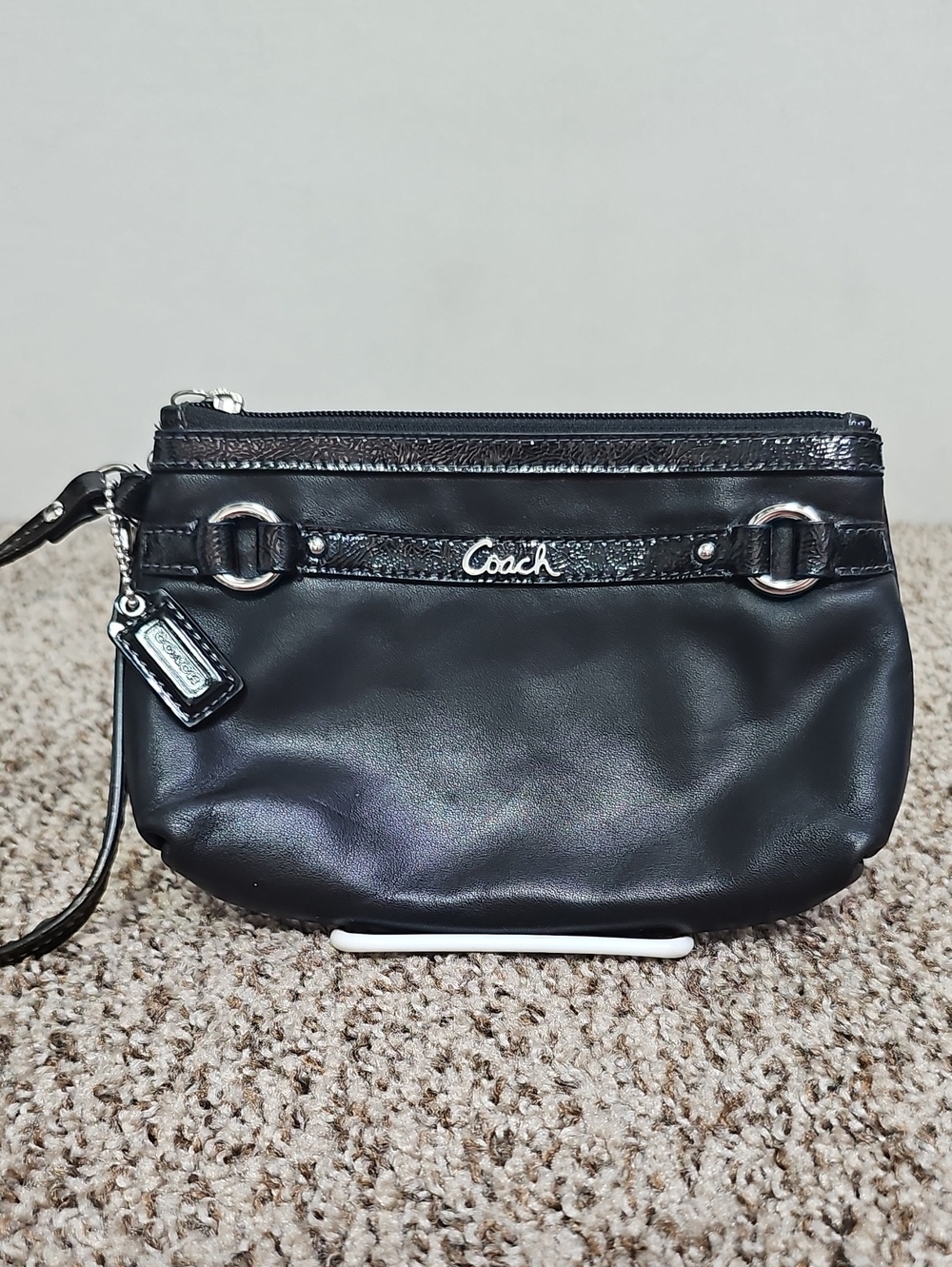 COACH LEATHER WRISTLET BFPM-09-055